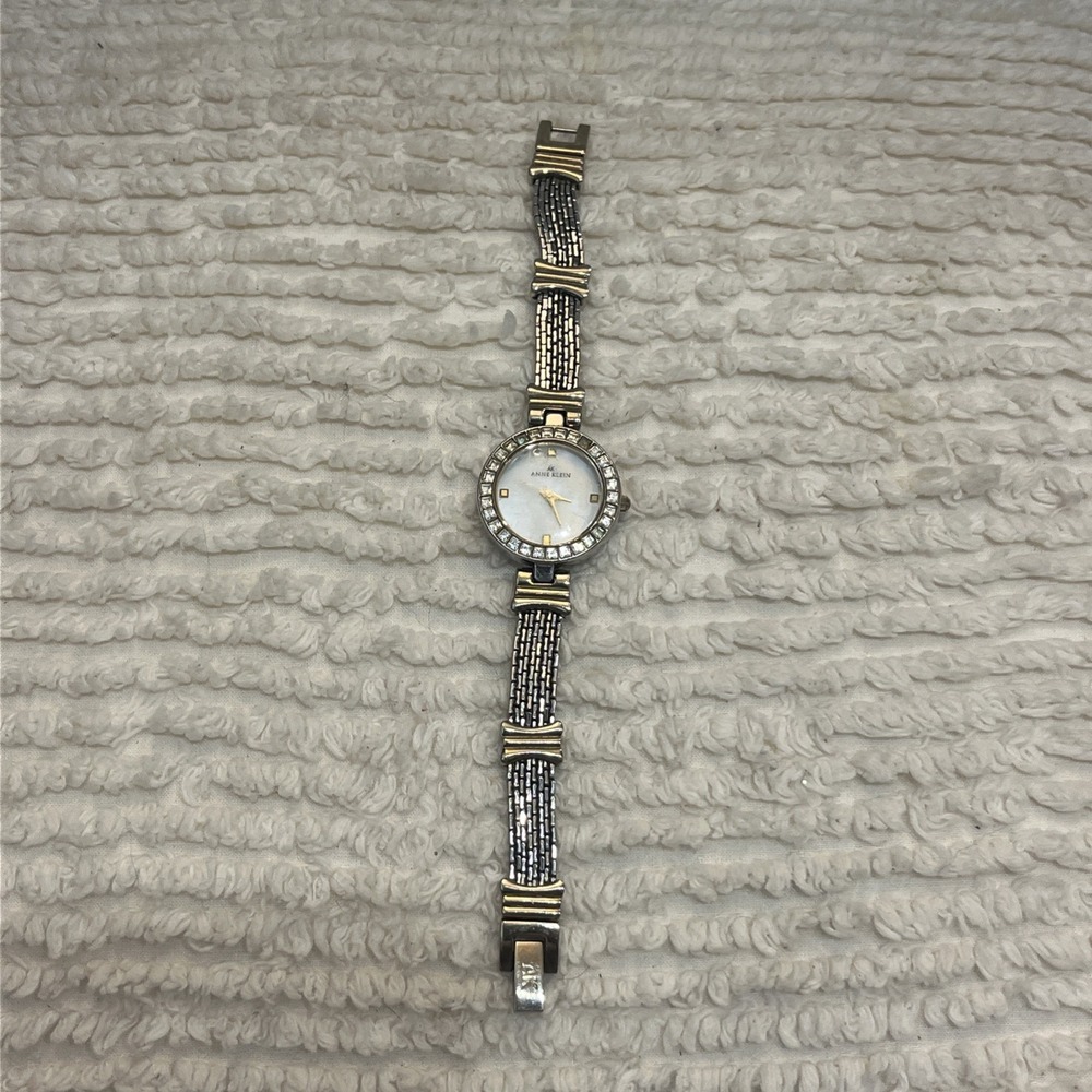 Anne Klein Silver Gold Tone 10/8963 Y121E Women's Watch Needs Battery